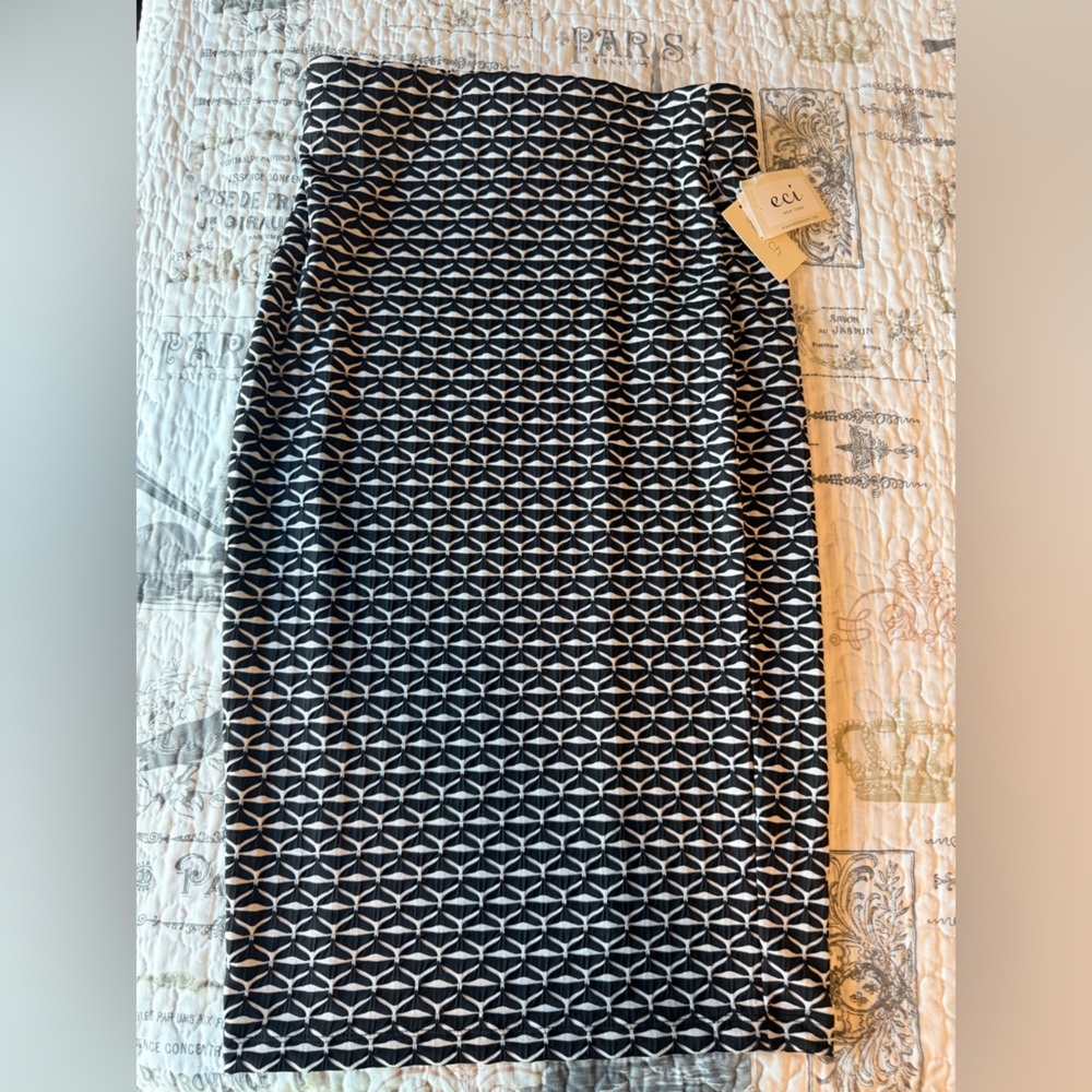 NWT ECI New York Black White Geometric Midi Skirt Small Elastic Waist